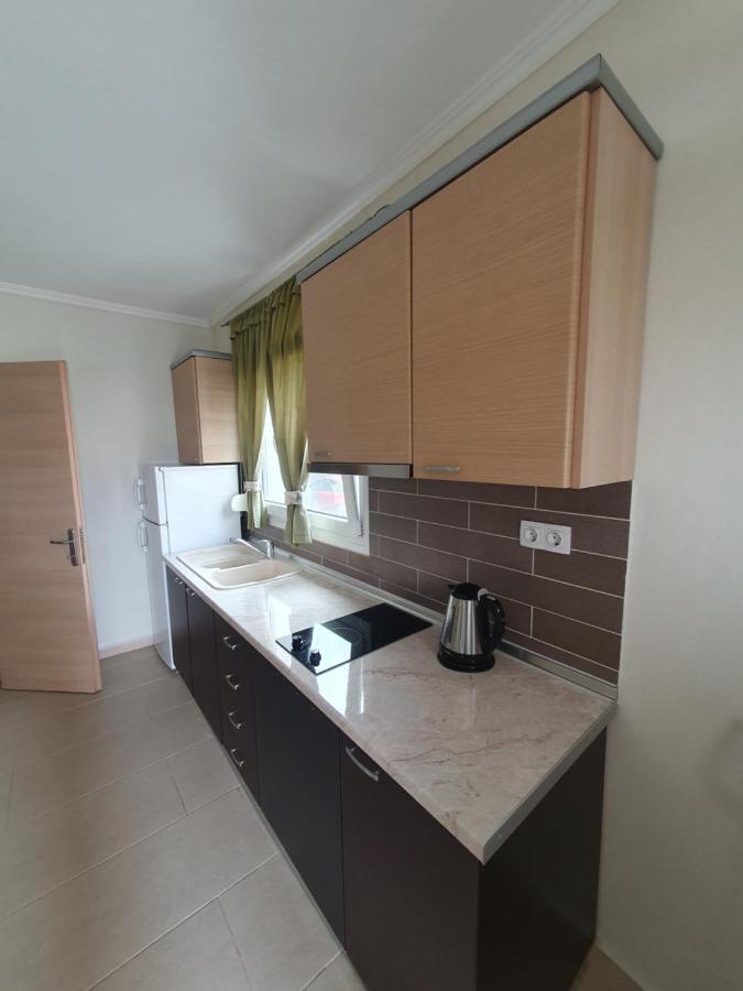 Golden Suites Ofrínion 외부 사진