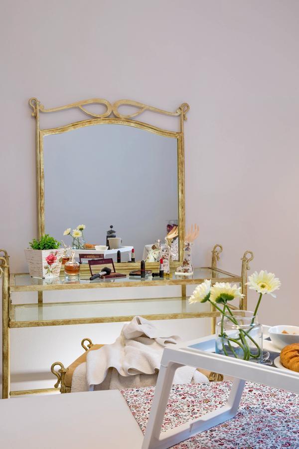 Golden Suites Ofrínion 외부 사진