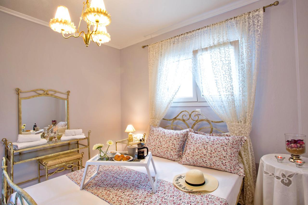 Golden Suites Ofrínion 외부 사진