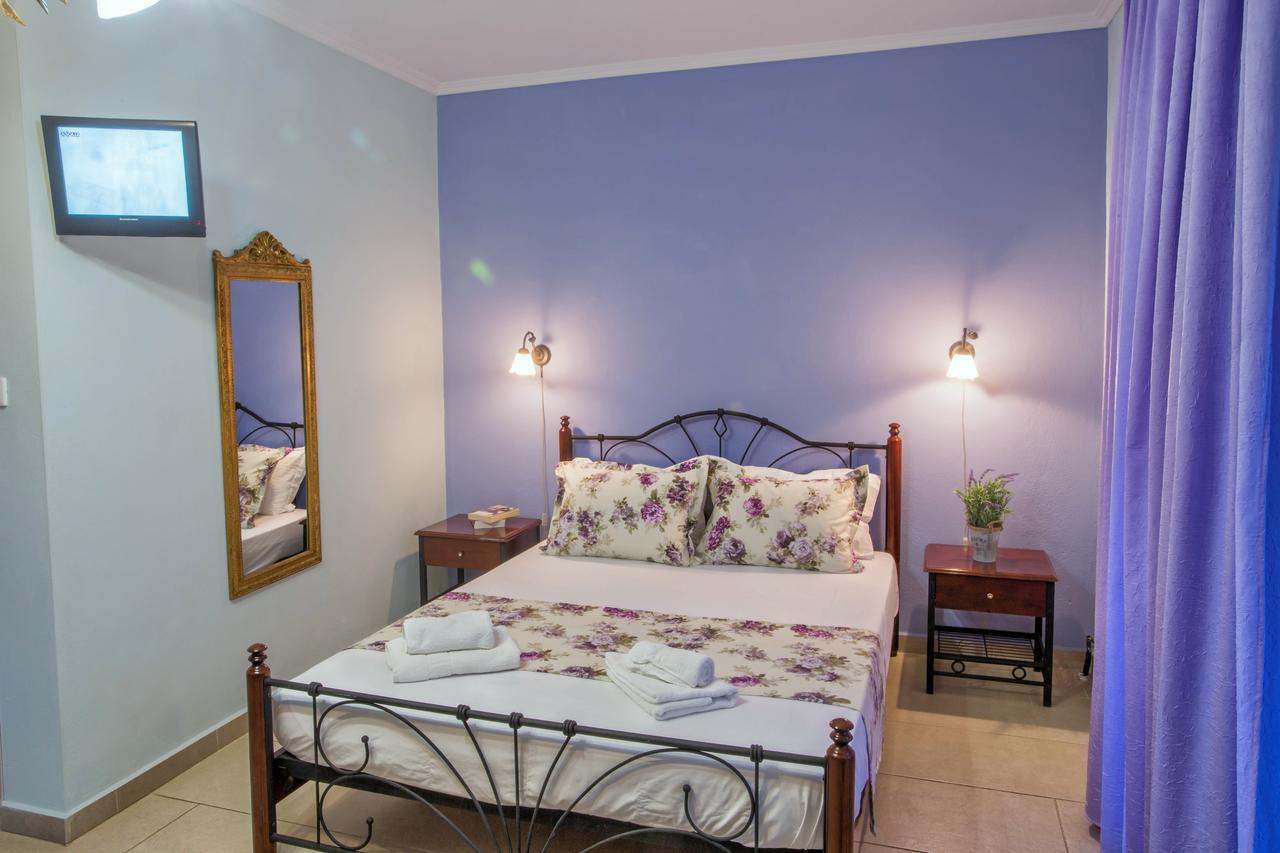 Golden Suites Ofrínion 외부 사진