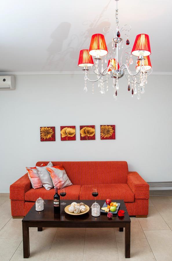 Golden Suites Ofrínion 외부 사진