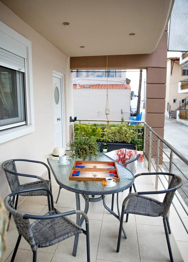 Golden Suites Ofrínion 외부 사진