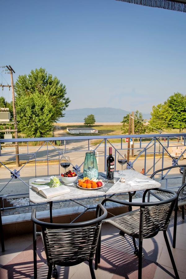 Golden Suites Ofrínion 외부 사진