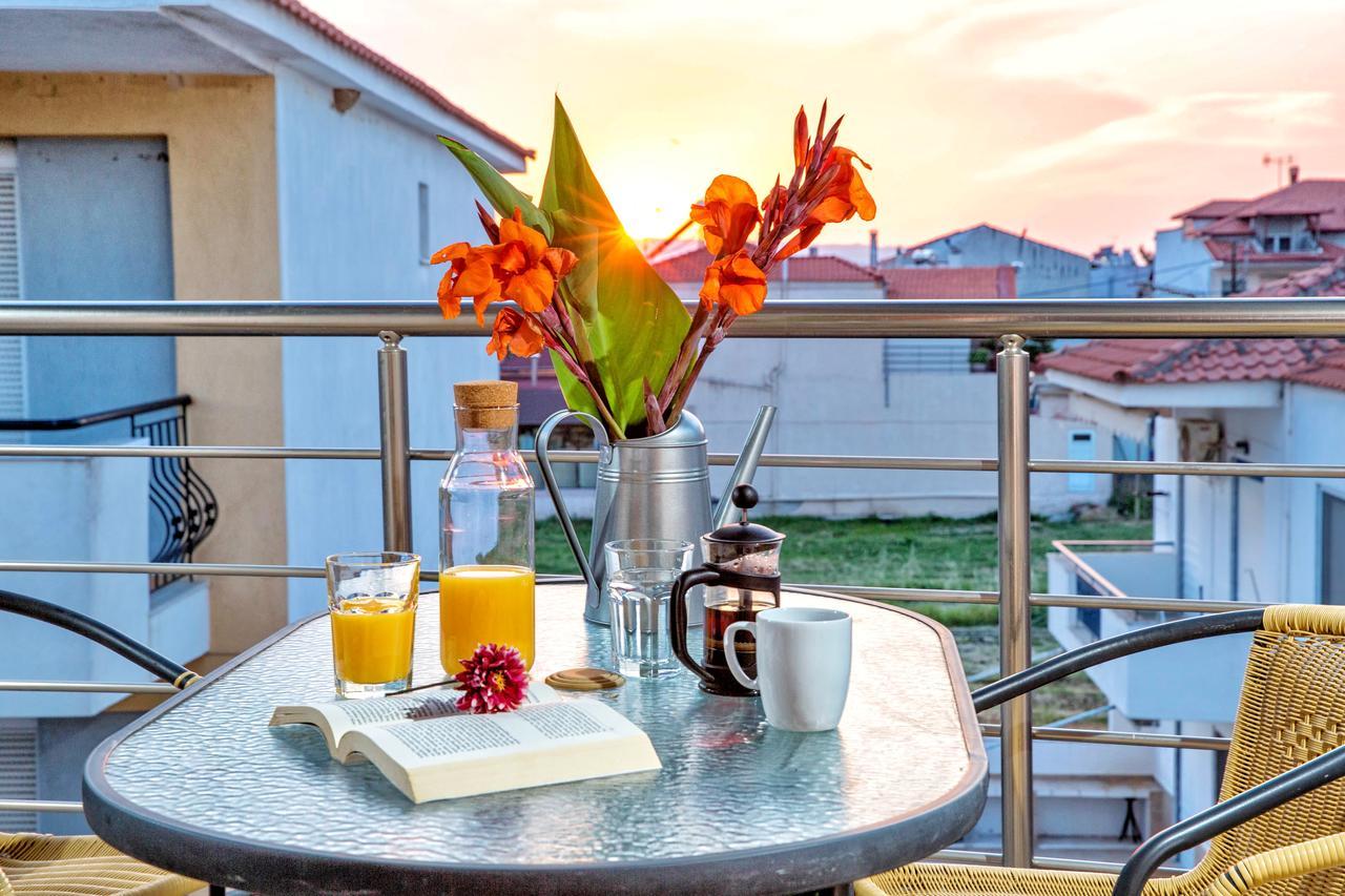 Golden Suites Ofrínion 외부 사진
