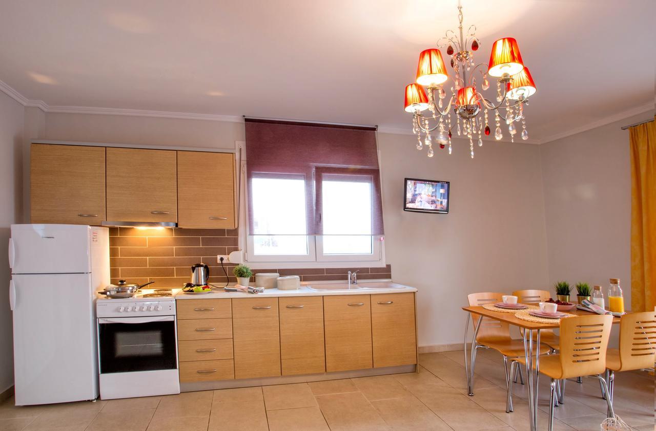 Golden Suites Ofrínion 외부 사진