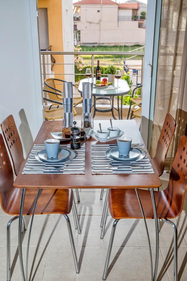 Golden Suites Ofrínion 외부 사진