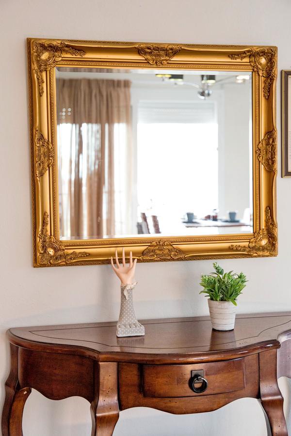 Golden Suites Ofrínion 외부 사진