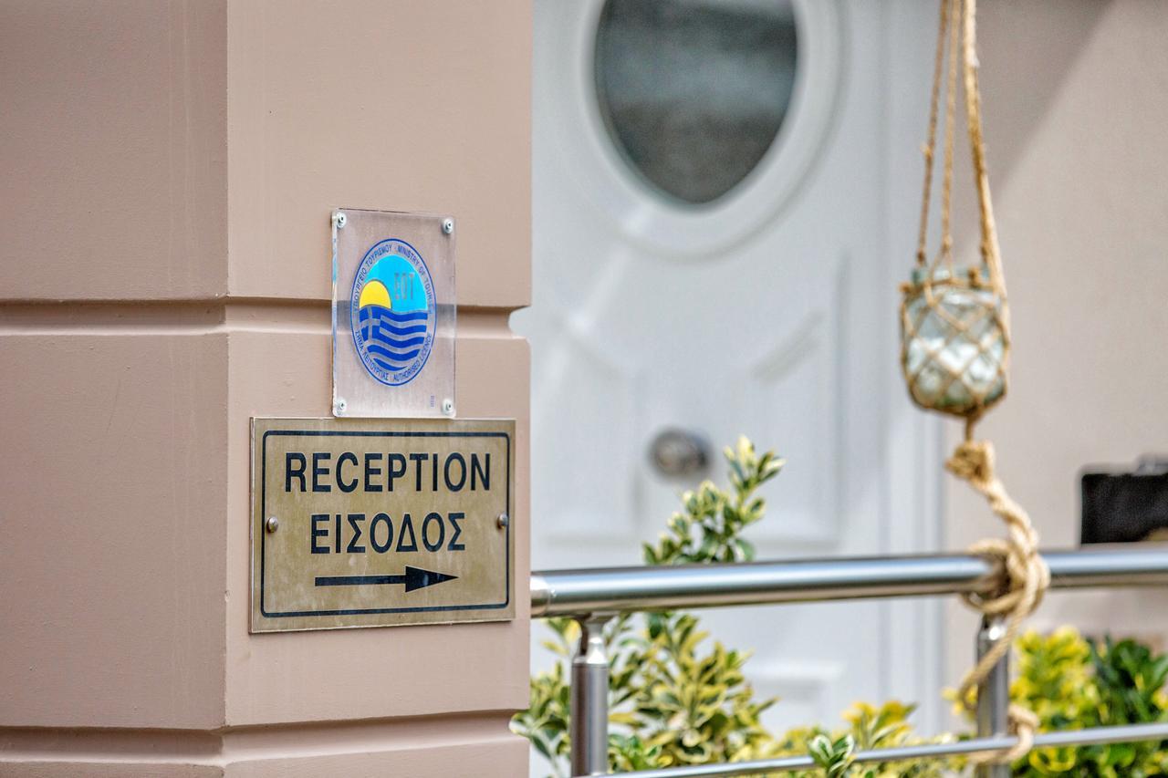 Golden Suites Ofrínion 외부 사진
