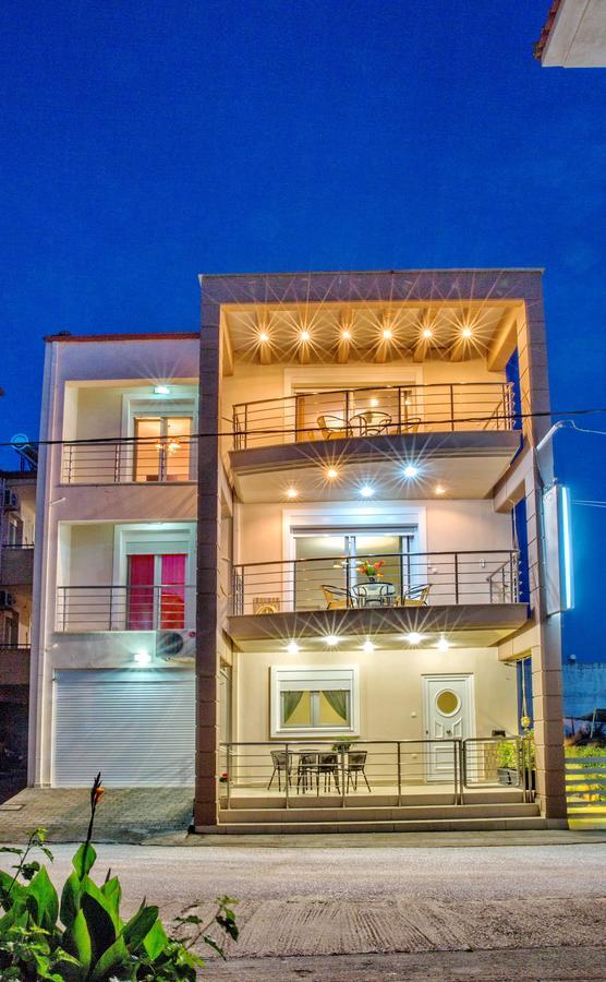 Golden Suites Ofrínion 외부 사진